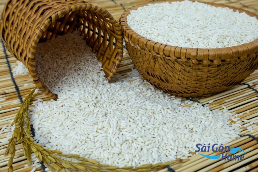 Tránh sử dụng vật liệu nhựa để làm hũ gạo